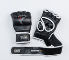 View the Carbon Claw Razor RX-7 MMA Grappling Glove - 6oz. No Thumb - Black/White online at Fight Outlet