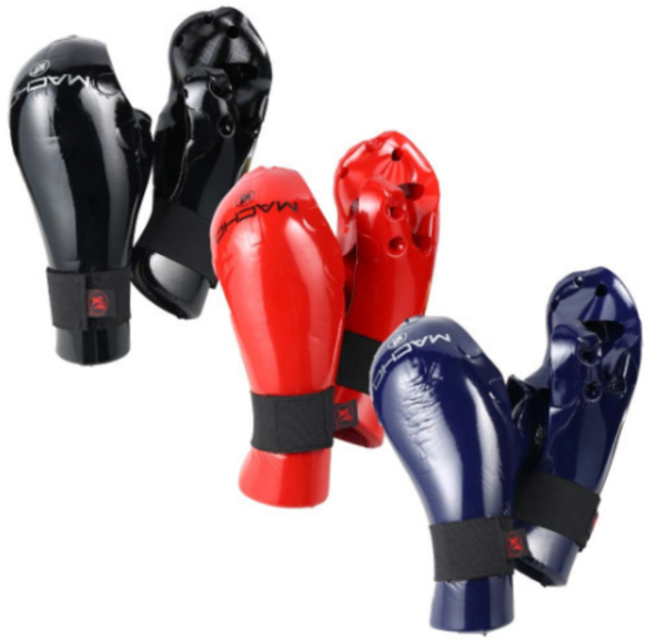 Macho Dyna Closed Finger Punch Red