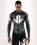 View the VENUM ARROW LOMA SIGNATURE COLLECTION LONG SLEEVE RASHGUARD - BLACK/WHITE online at Fight Outlet